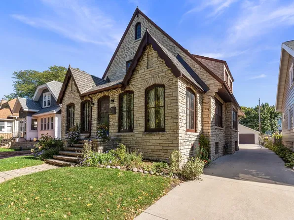 2162 N 66th STREET #2162A, Wauwatosa, WI 53213