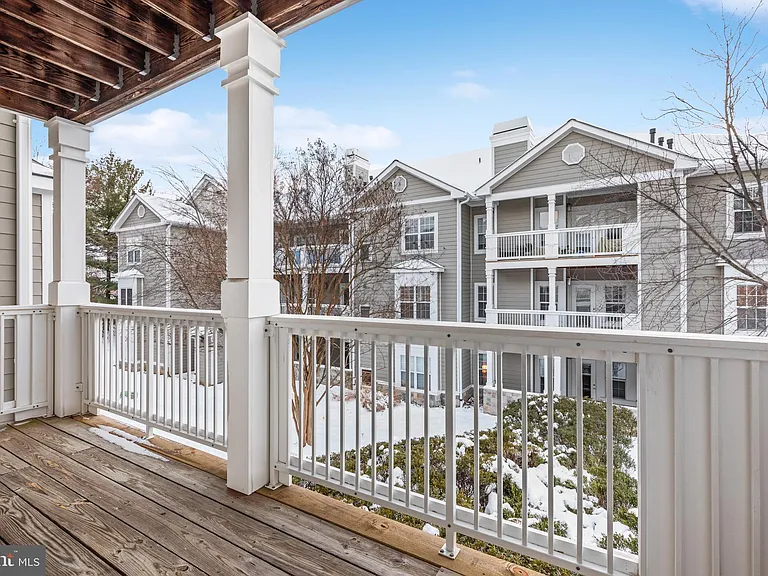 1705 Lake Shore Crest Dr #25 — Photo 20