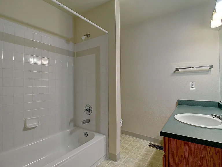 12540 Beach St — Photo 13