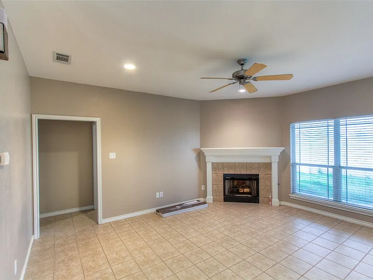 3302 Fredrick Ct — Photo 8