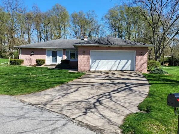 2396 W Pepperidge Ct, La Porte, IN 46350