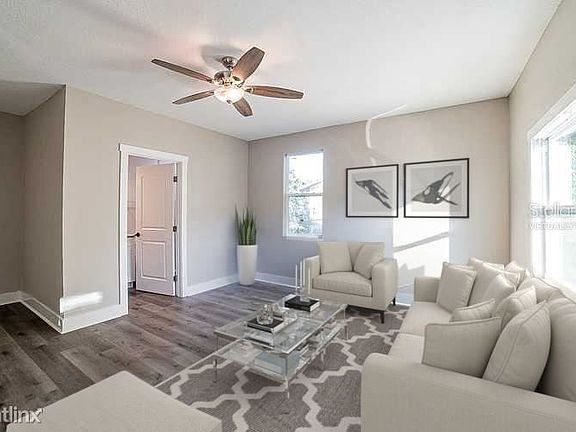 2nd image of 37241 Warren Ave