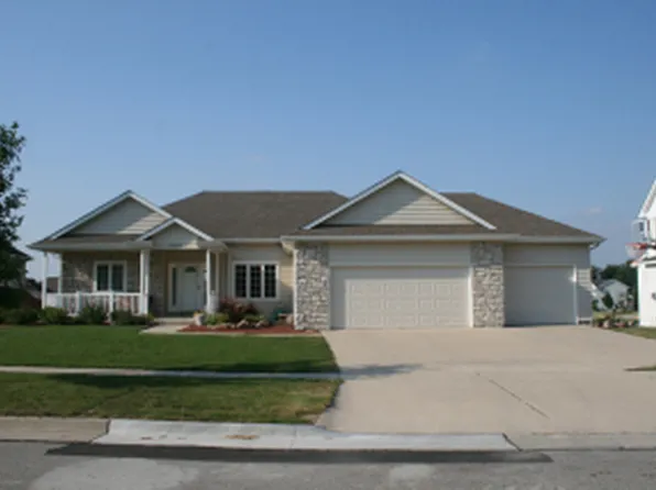 2309 Sundown Dr, Ames, IA 50014