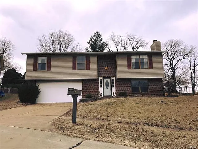 8539 Maylor Dr photo 1