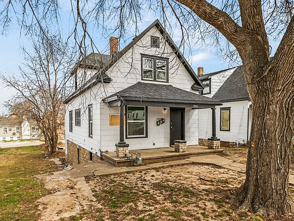 3rd image of 1046 Ann Ave #3