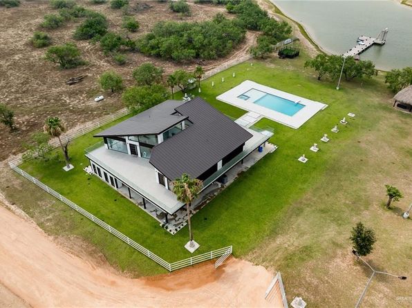 600 County Road 305 Rd, Encino, TX 78353