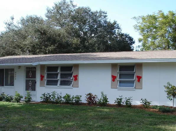 4503 Beacon Dr, Sarasota, FL 34232
