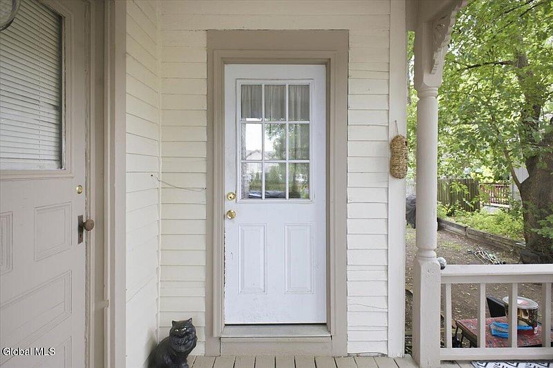 5th image of 36 Baldwin Avenue