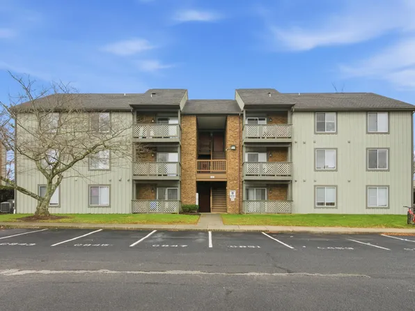 845 Claytor Sq #845, Blacksburg, VA 24060