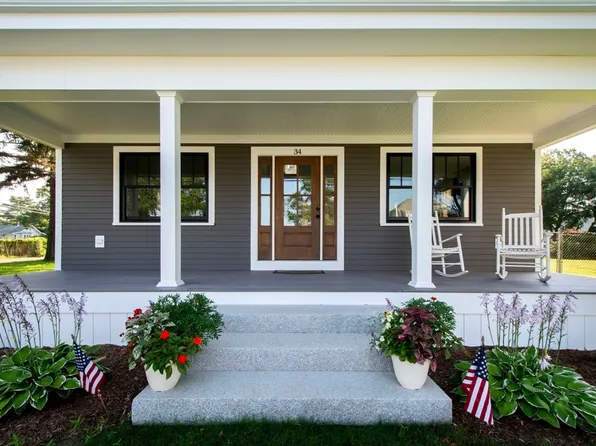 34 Lincoln Ave, Bourne, MA 02532