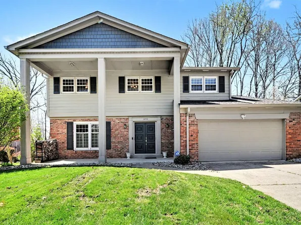 10729 Wellerwoods Dr, Montgomery, OH 45242