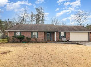 148 Riverwind Dr, Spring Lake, NC 28390