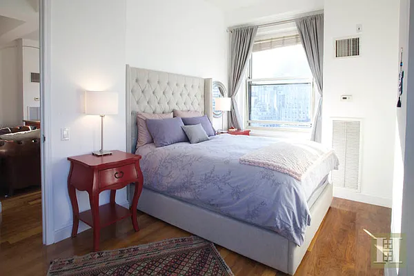 Rented by Halstead Real Estate | media 10