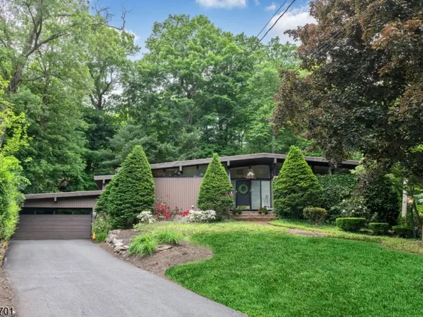 11 Kingsley Rd, Ringwood Boro, NJ 07456