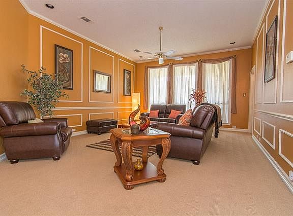 3rd image of 1403 Sagewood Dr