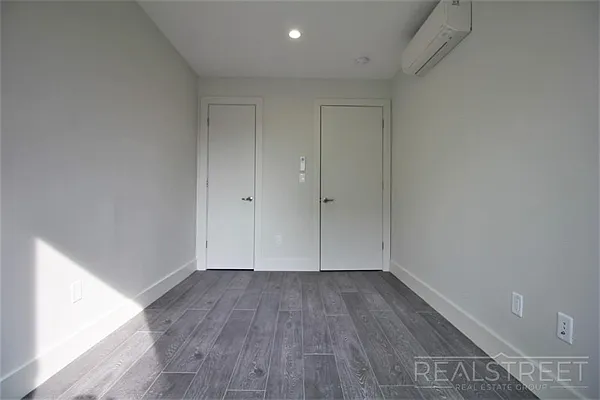 Rented by Real Street Inc | media 5