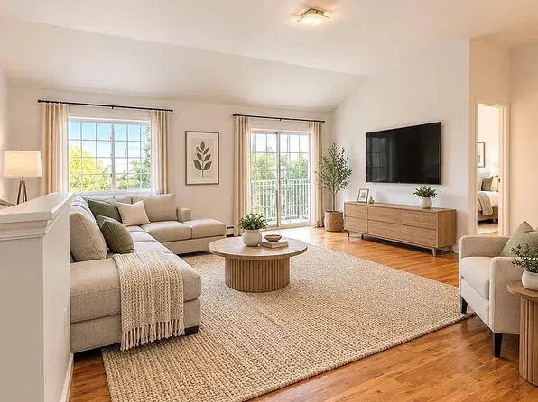 2737 Lawton Avenue image 1 of 11