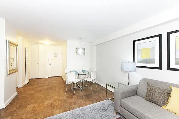 Rented by KG Properties | media 16