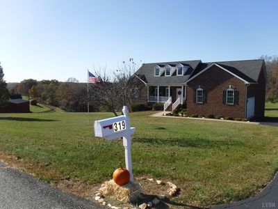 319 Longhill Rd, Goode, VA, 24556