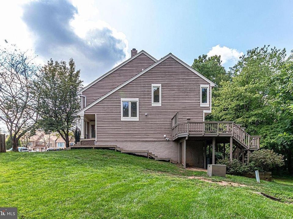 1st image of 1112 Whitworth Ct