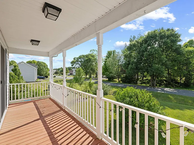 48 Boyington Blvd — Photo 19