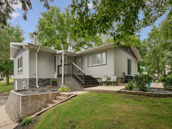 307 Western Ave, Maquoketa, IA 52060