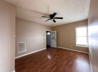 201 E McLean St #A, Manchester, TN 37355