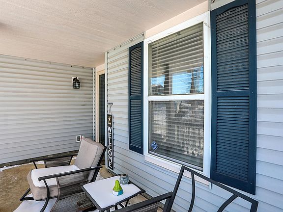 5th image of 5612 N Peppereel Way