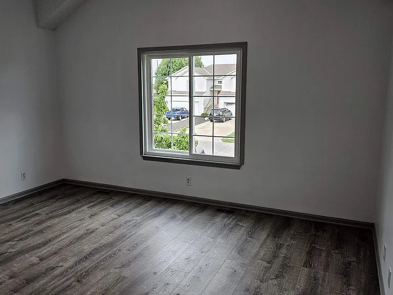 17641 W 111th Pl — Photo 20