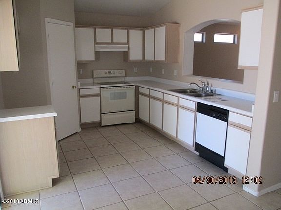3rd image of 12402 W VALENTINE Street