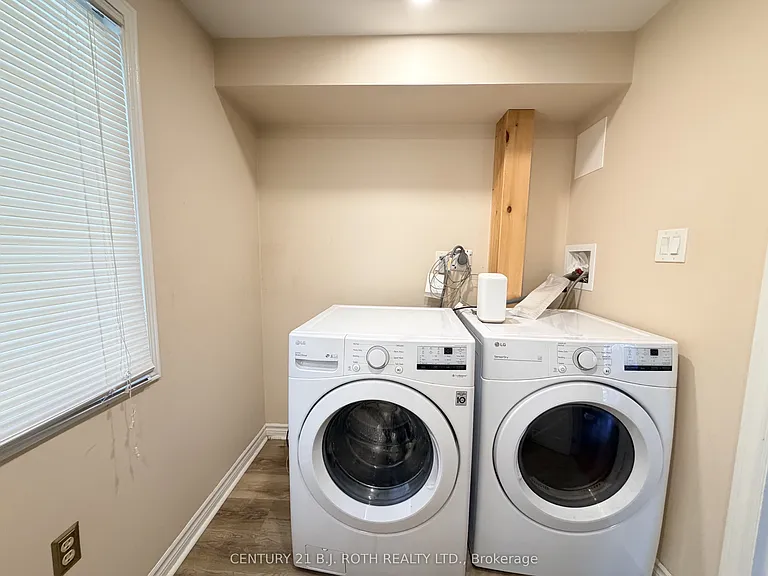29 Irwin Dr #UPPER — Photo 12
