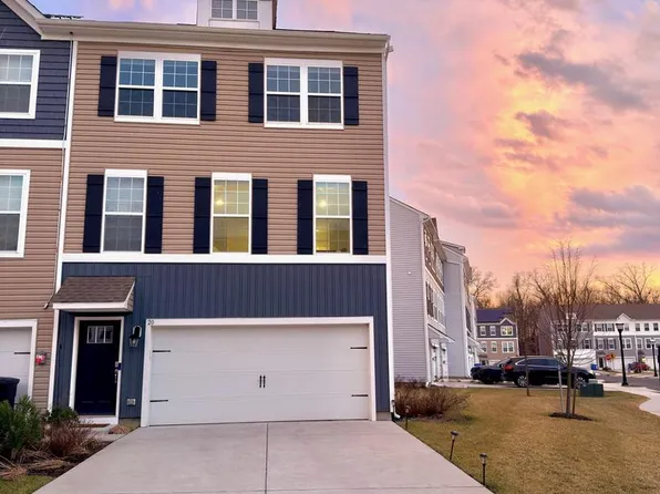 20 Stanton Rd, Mount Holly, NJ 08060