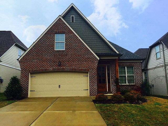 1st image of 118 Westbury Cir