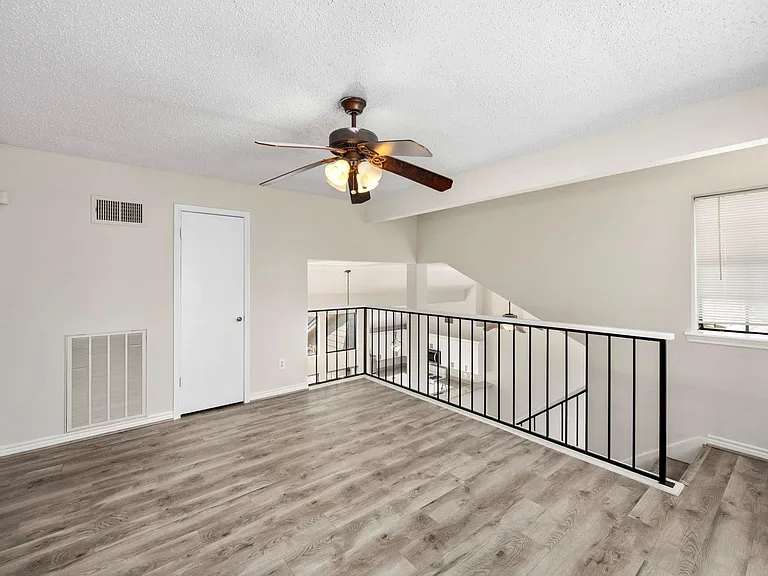 15419 Scenic Haven Dr — Photo 18