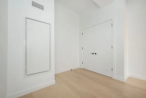 Rented by Compass | media 7