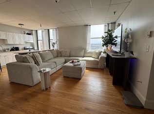 11 Lawrence St UNIT 606, Lawrence, MA 01840