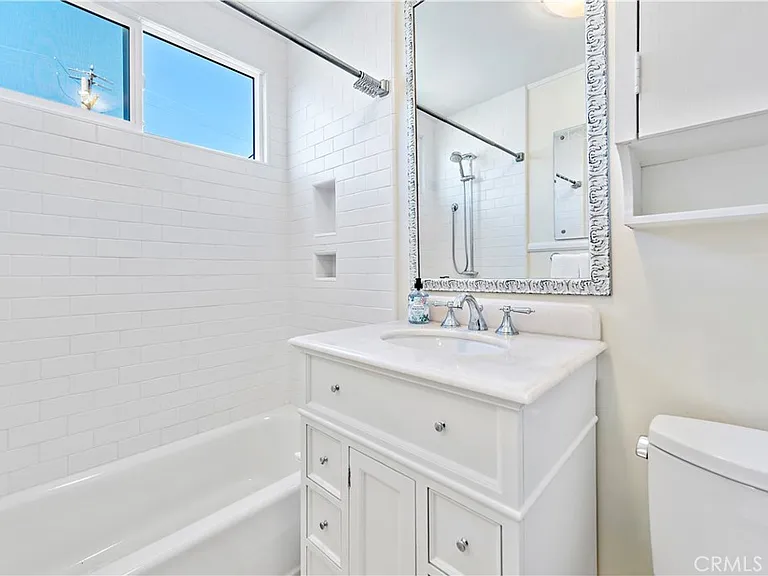 515 Carnation Ave — Photo 17