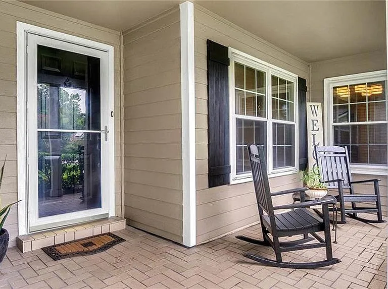 1017 Butler Creek Ct — Photo 9