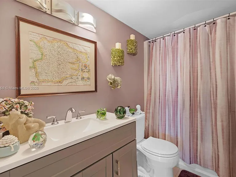 800 Independence Dr — Photo 22