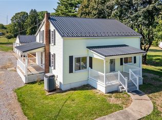 48 Kinsman Rd, Greenville, PA 16125