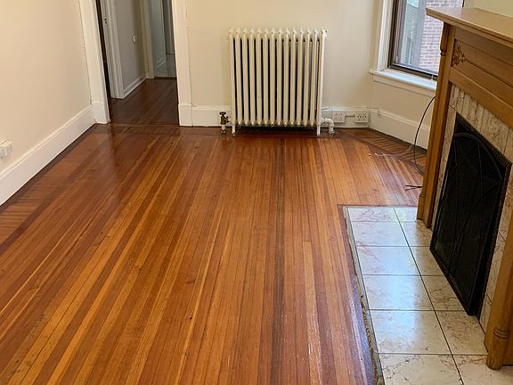 4th image of 302 Washington Ave APT 2R