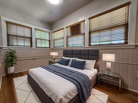 2nd image of 1000 Carteret Ave #1219-6