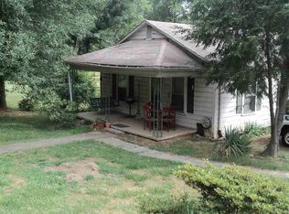 3036 Rocky Rd, Lenoir, NC 28645
