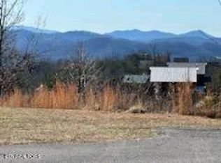 2029 Starr Crest Dr #15, Sevierville, TN 37876