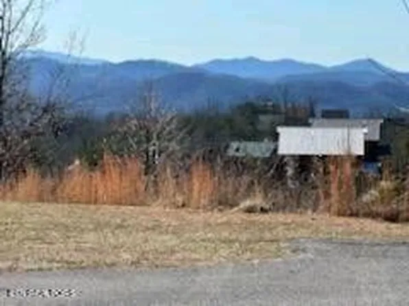 2029 Starr Crest Dr #15, Sevierville, TN 37876