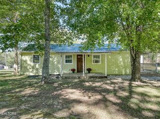 165 Daymon Cir, Crossville, TN 38572
