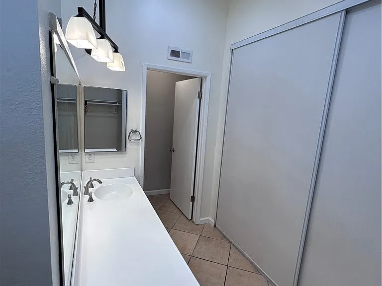 1271 N Emogene St — Photo 10