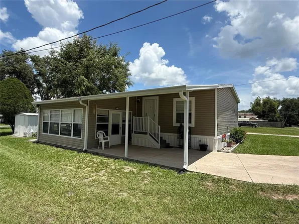 5105 Wood St, Zephyrhills, FL 33542
