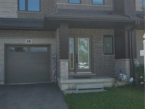 38 Jayla Ln, West Lincoln, ON L0R 2A0