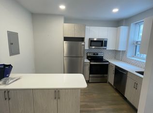 1406 Beacon St #6, Brookline, MA 02446